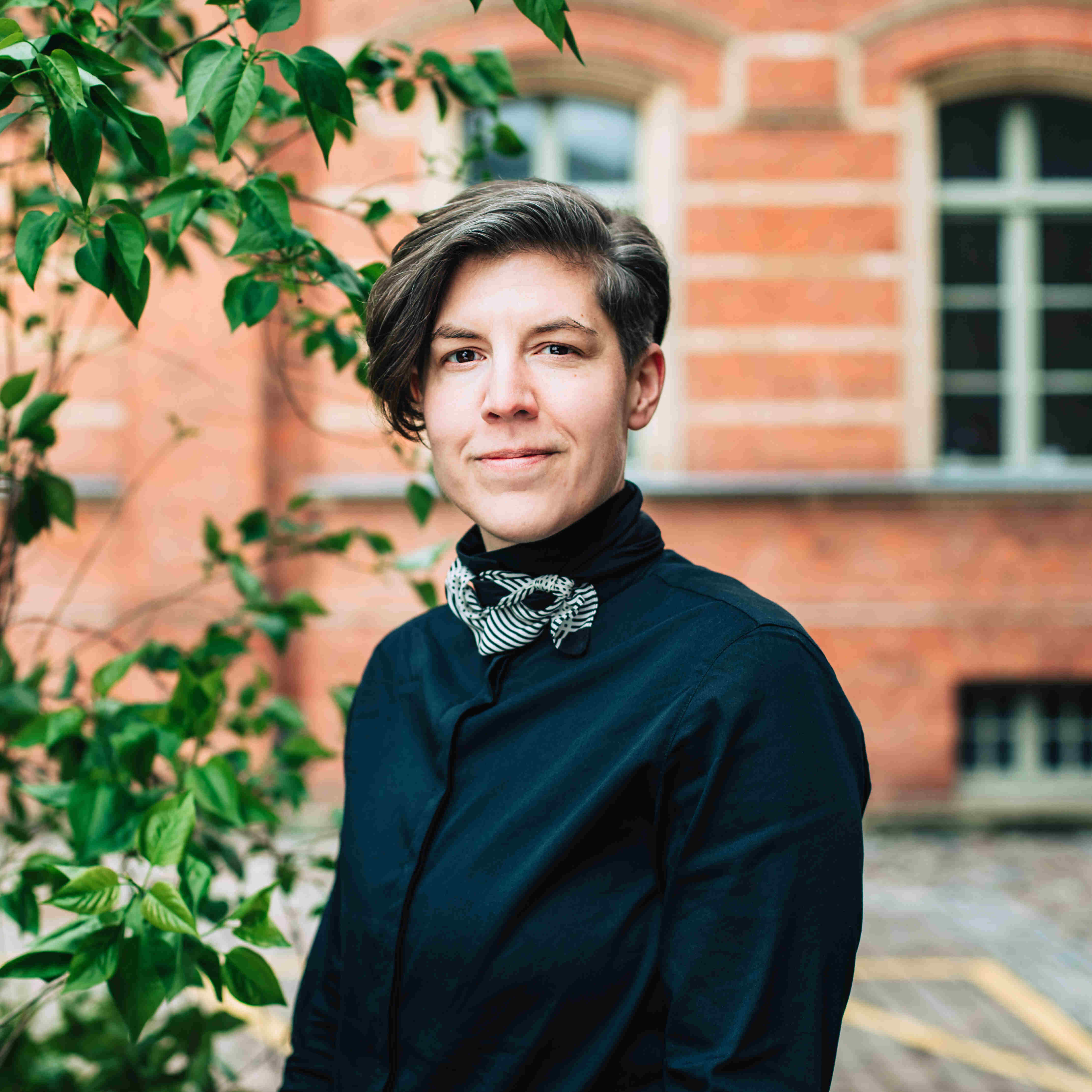 Porträtbild von Prof. Dr. Katrin Horn